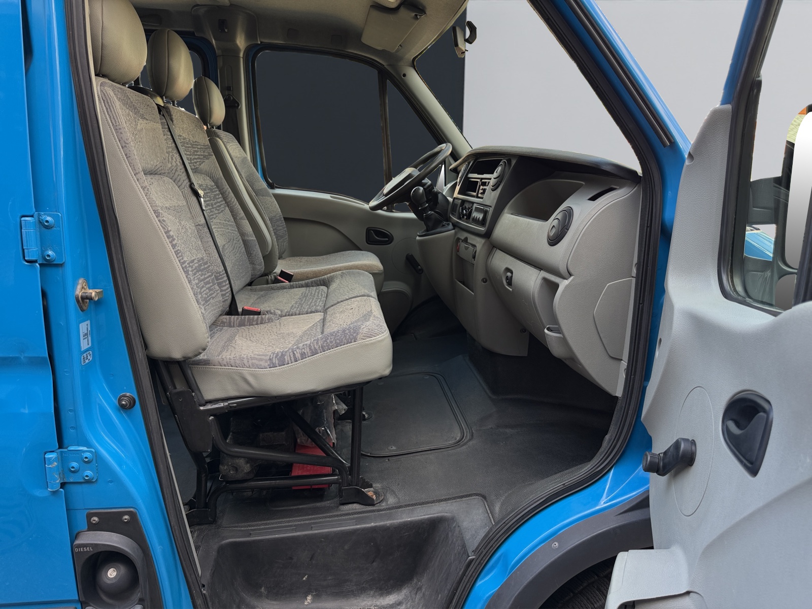 RENAULT Master T28 2.5dCi 2DCL11G-image-15