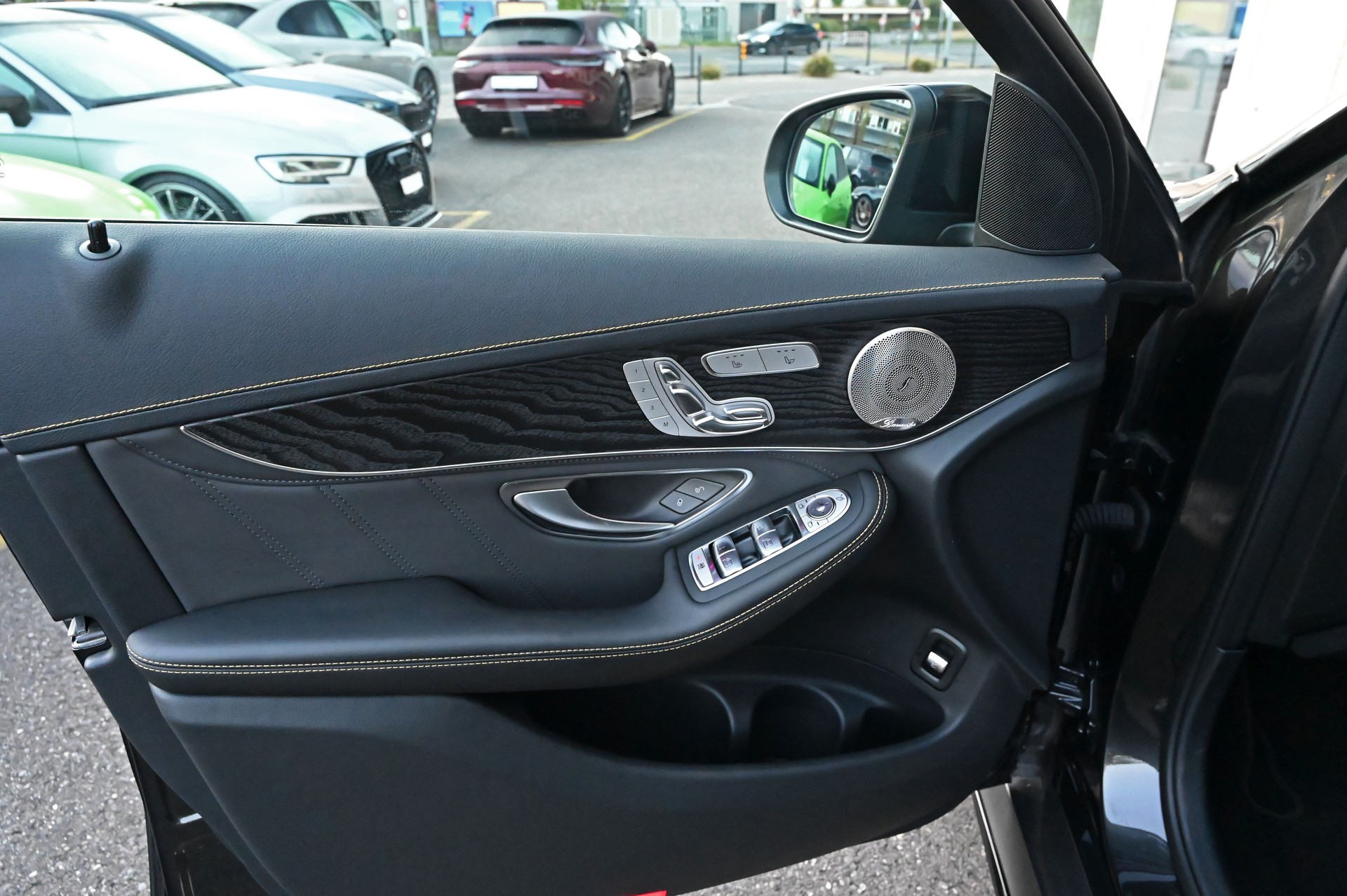 MERCEDES-BENZ GLC Coupé 63 S AMG 4Matic 9G-Tronic-image-16