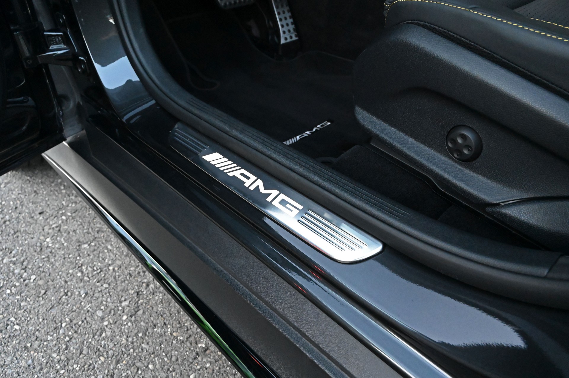 MERCEDES-BENZ GLC Coupé 63 S AMG 4Matic 9G-Tronic-image-17