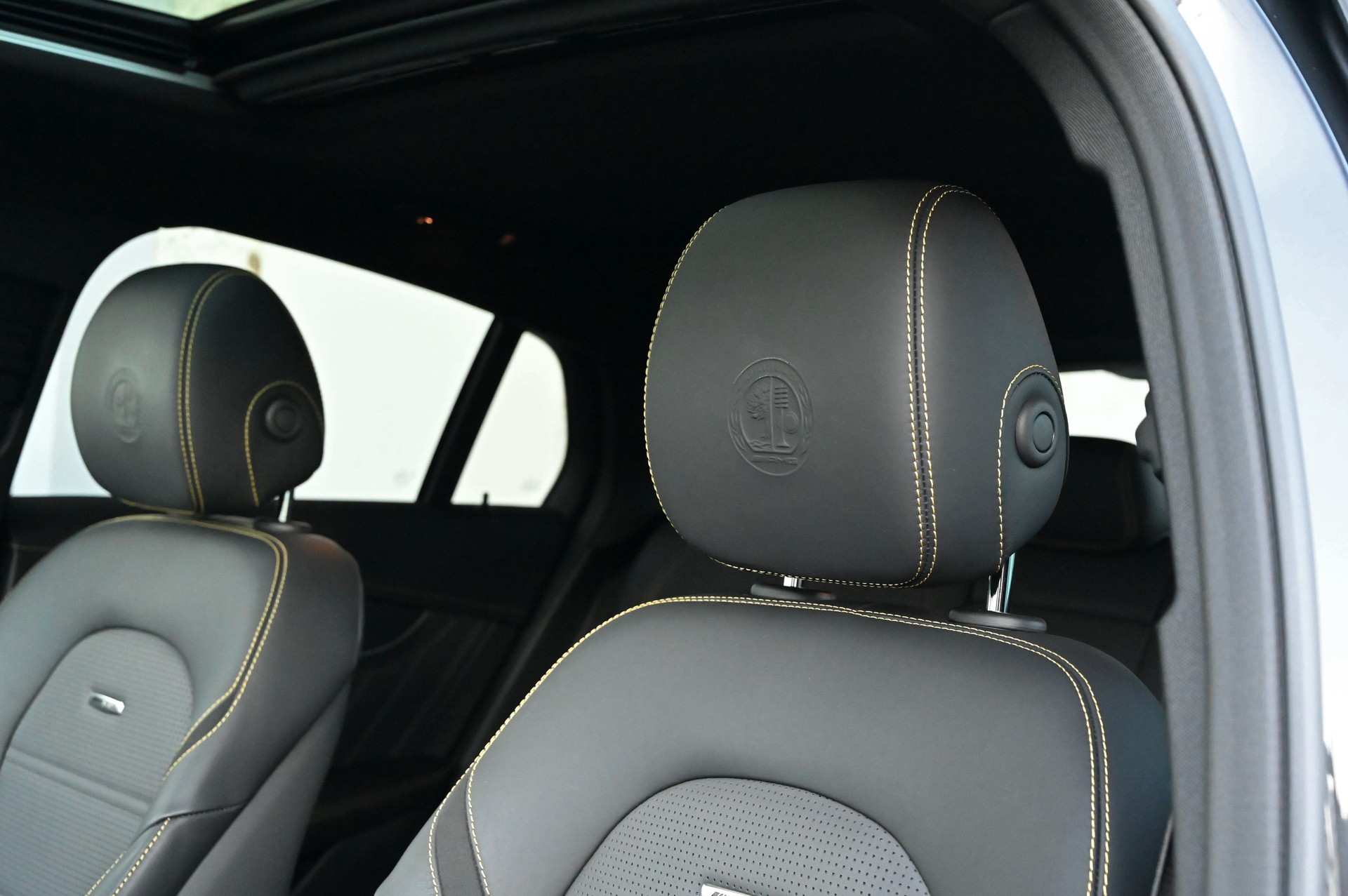 MERCEDES-BENZ GLC Coupé 63 S AMG 4Matic 9G-Tronic-image-14