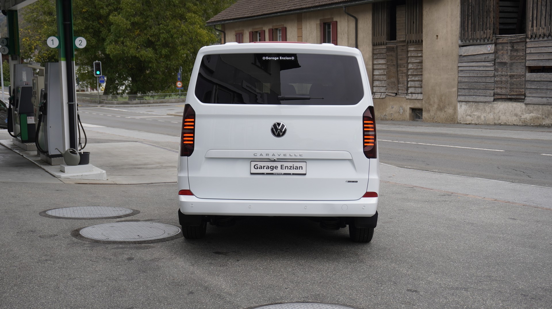 VW Caravelle 2.0 TDI Life LWB 4 Motion Aut 8-image-9