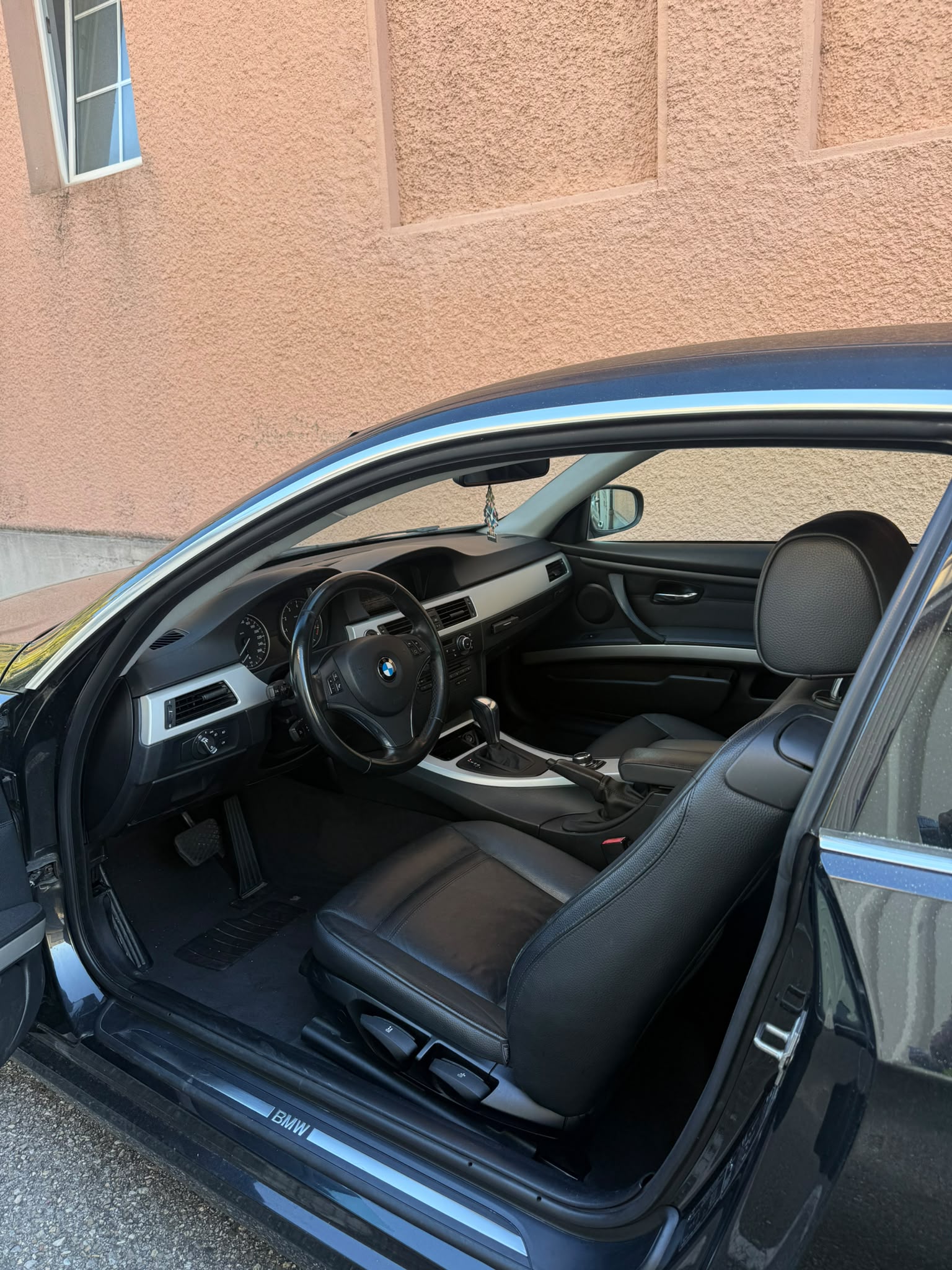 BMW 320i Coupé Steptronic-image-3