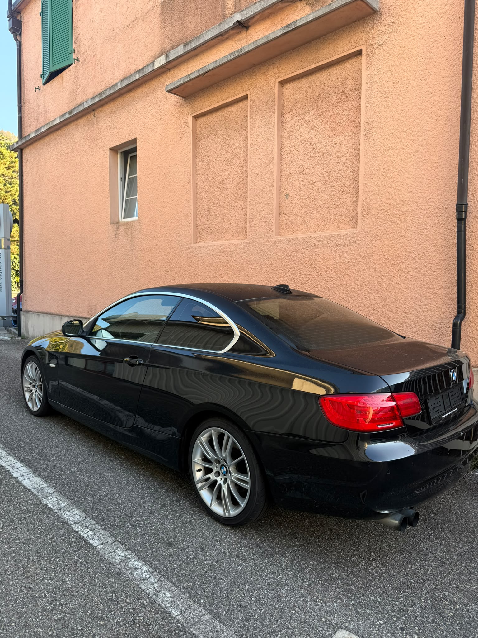 BMW 320i Coupé Steptronic-image-2