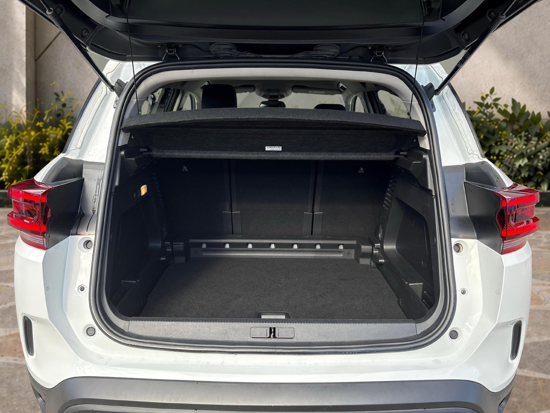 CITROEN C5 Aircross 1.2 Hybrid Swiss Edition-image-14