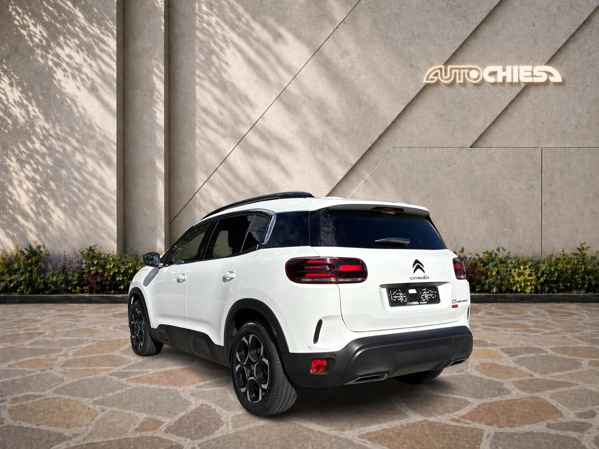 CITROEN C5 Aircross 1.2 Hybrid Swiss Edition-image-2