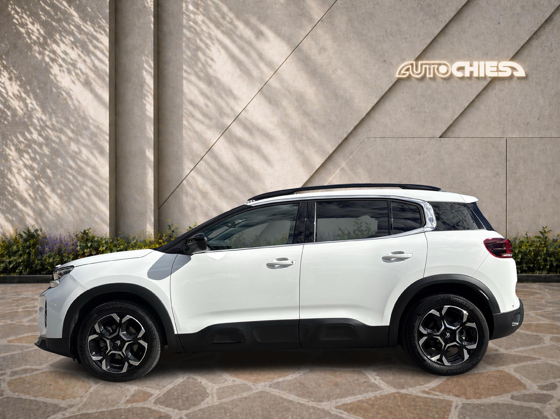 CITROEN C5 Aircross 1.2 Hybrid Swiss Edition-image-1