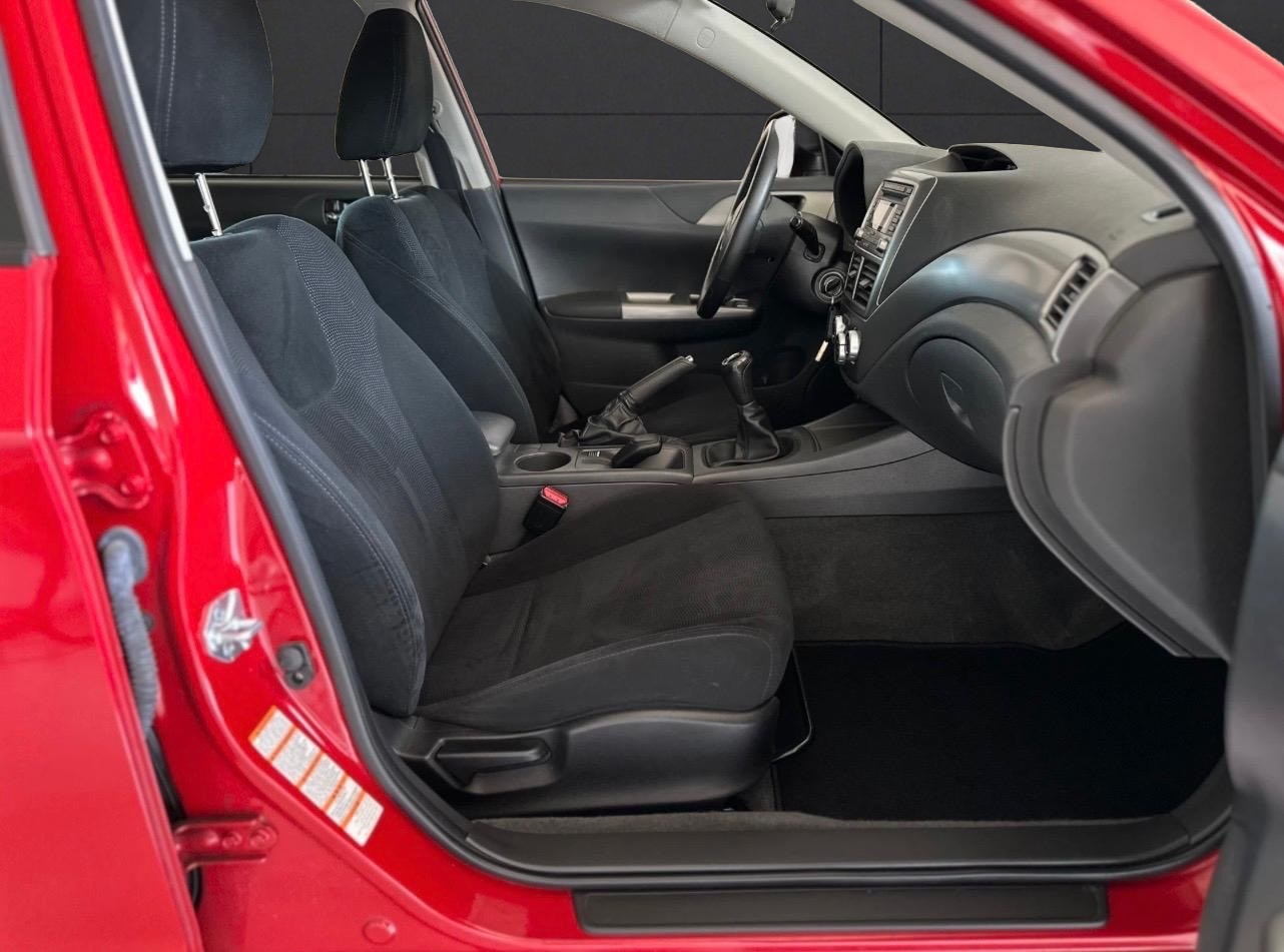 SUBARU Impreza 1.5R Swiss AWD-image-11