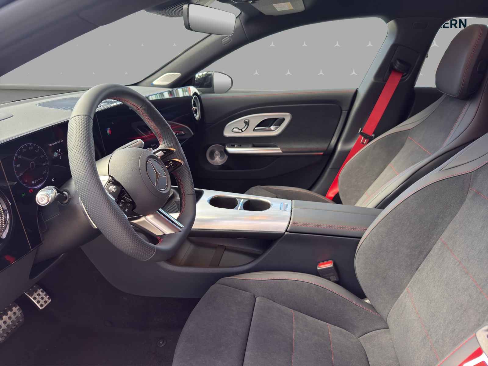 MERCEDES-BENZ CLA Shooting Brake 220 4Matic 8G-DCT-image-7