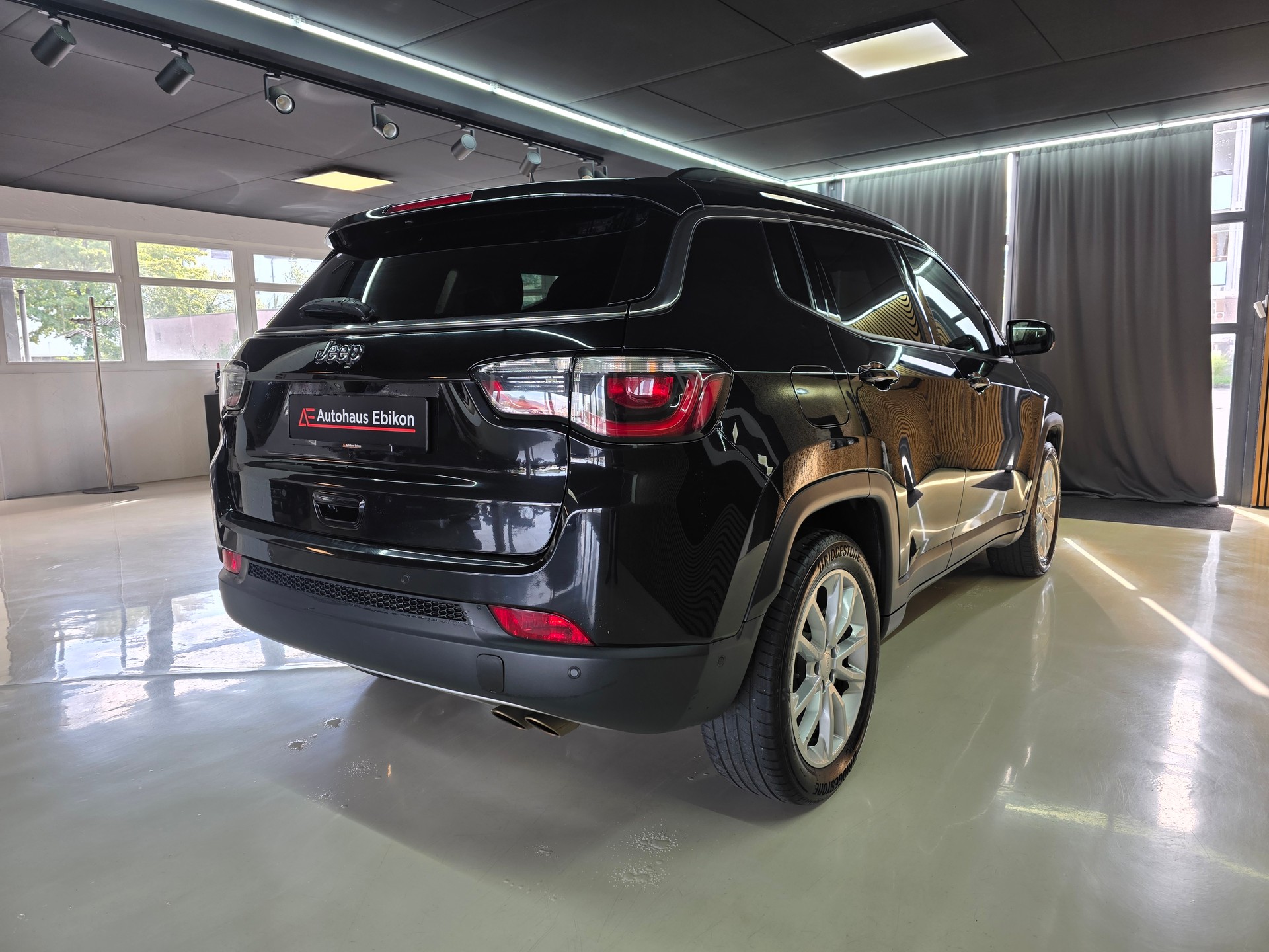 JEEP Compass 4x2 1.3 Turbo Limited DKG-image-6