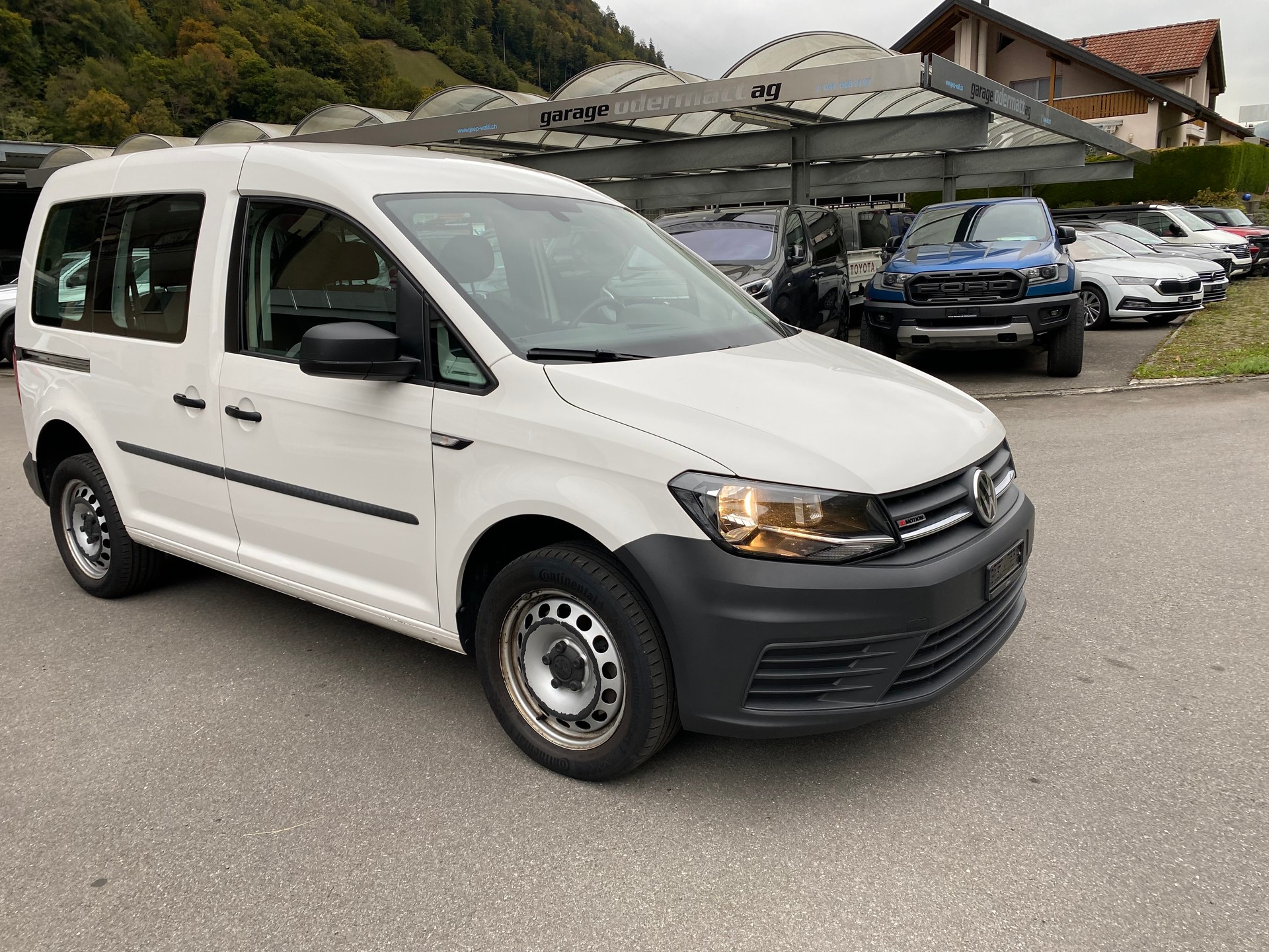 VW Caddy 2.0TDI 4Motion BlueMotion Technology-image-13