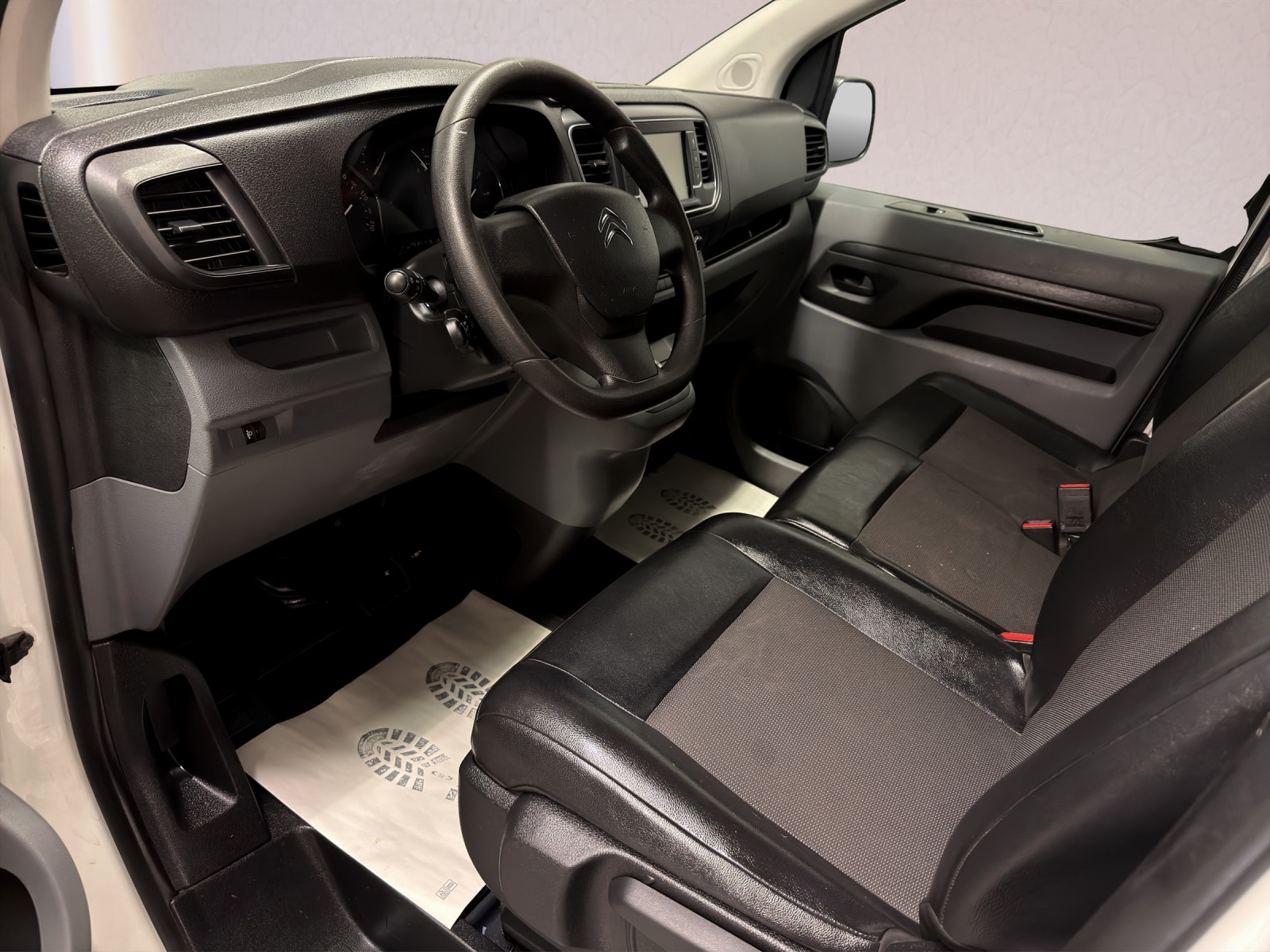 CITROEN Jumpy 2.0 BlueHDi 120 M Club EAT8-image-8