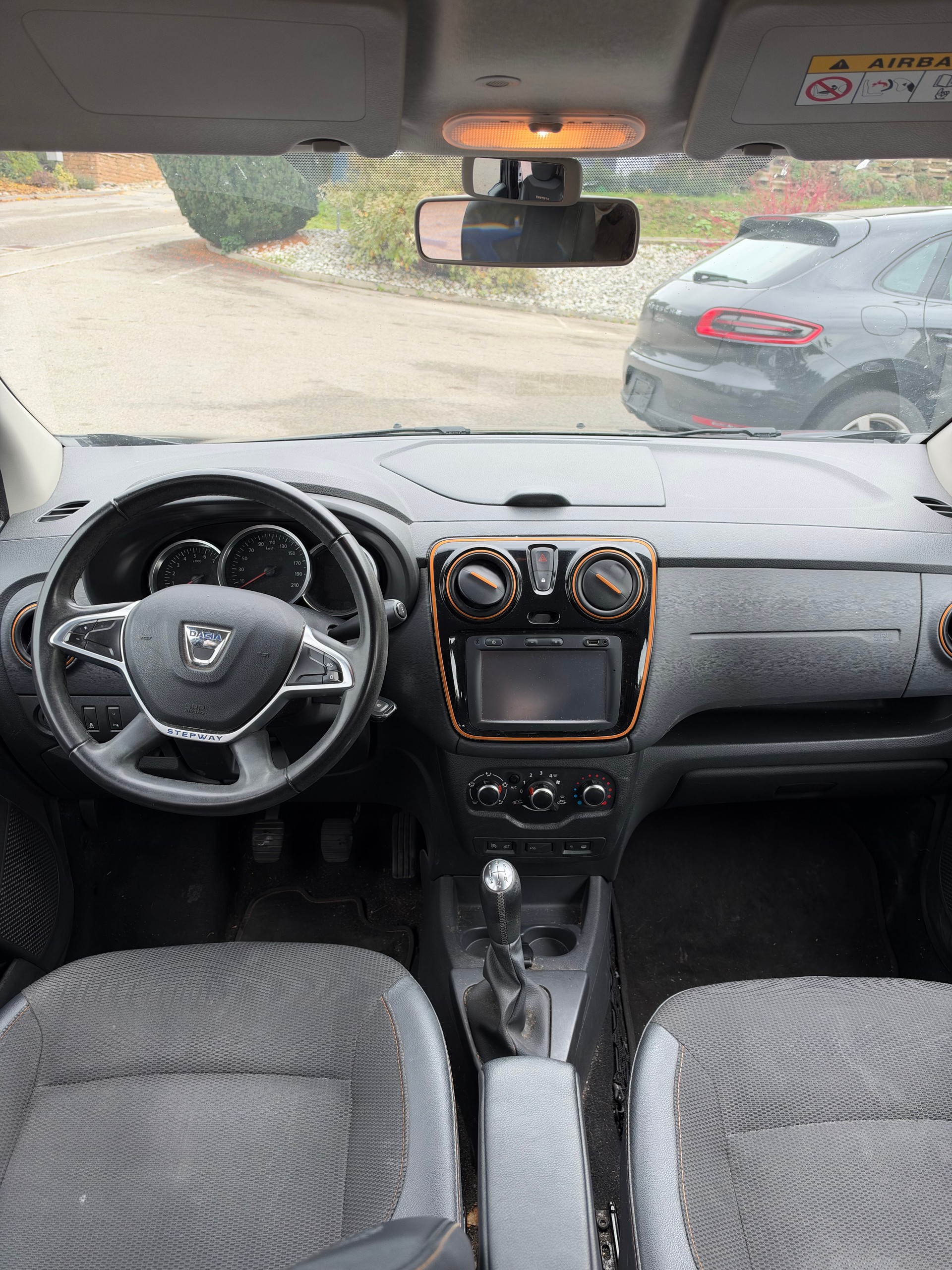 DACIA Lodgy 1.2 T Stepway 7PL-image-6