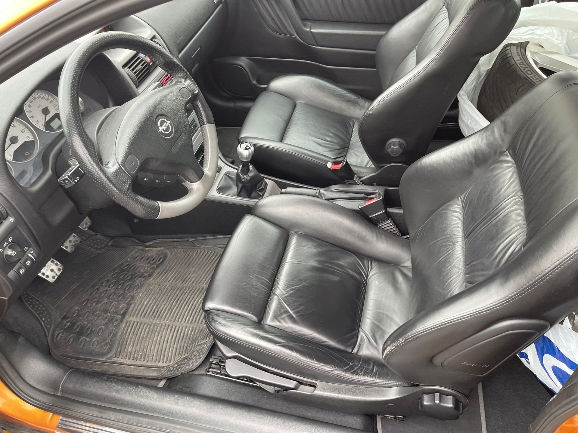 OPEL Astra Coupé 2.0i 16V Turbo-image-8