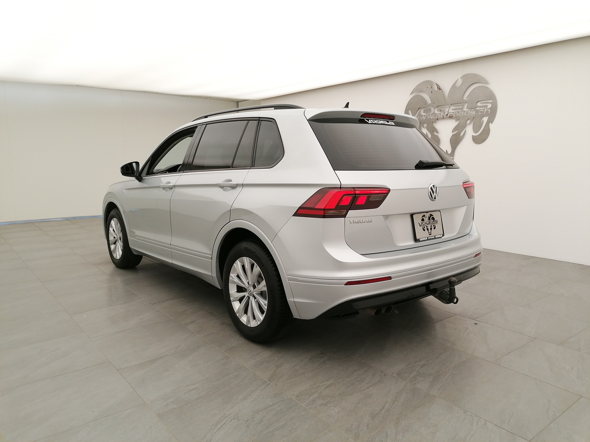 VW Tiguan 1.4 TSI Trendline-image-5