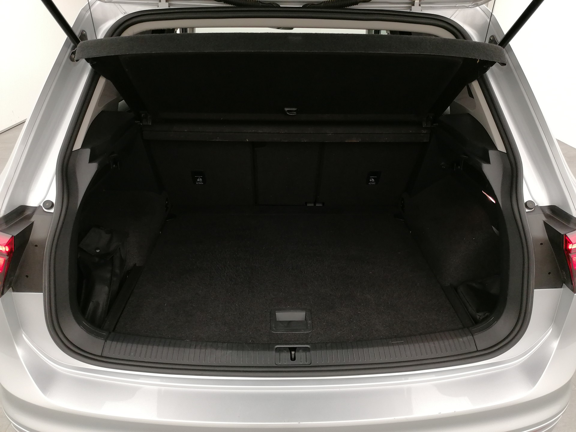 VW Tiguan 1.4 TSI Trendline-image-11
