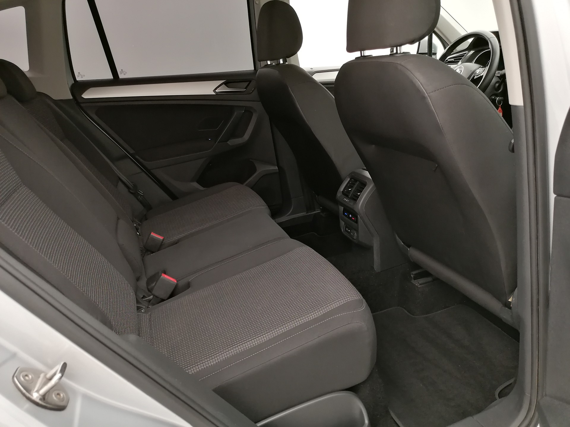VW Tiguan 1.4 TSI Trendline-image-10