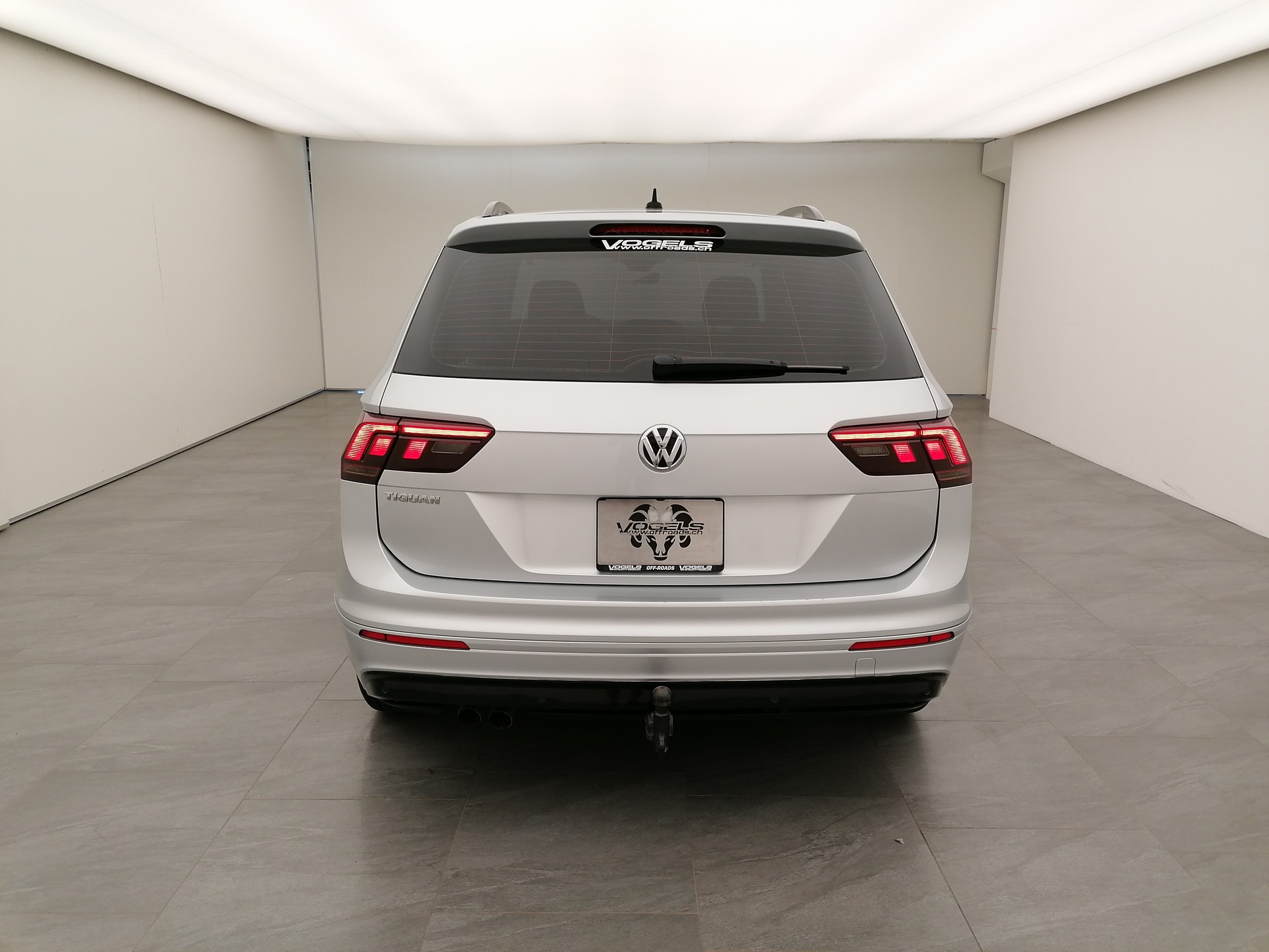 VW Tiguan 1.4 TSI Trendline-image-4