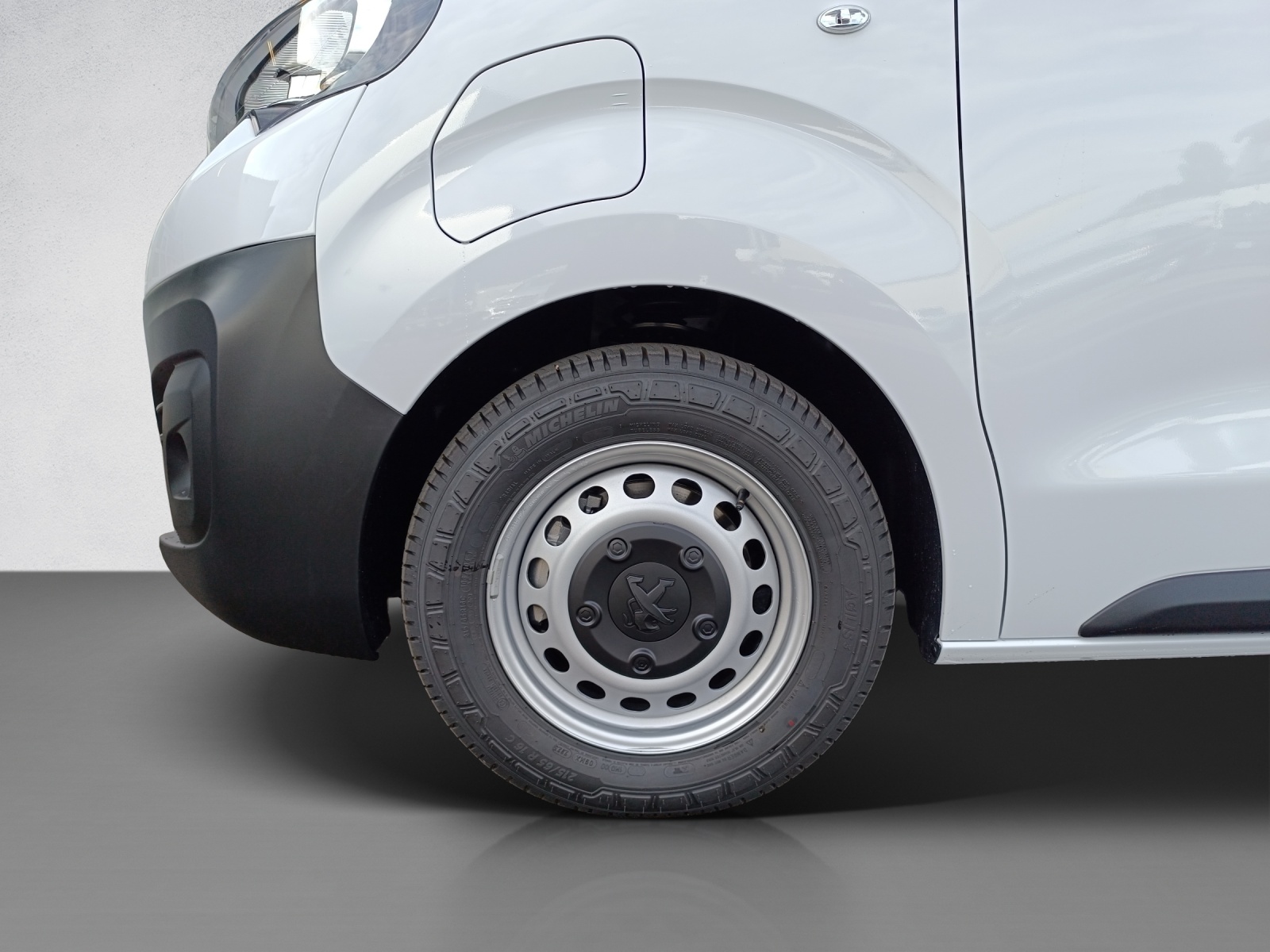 PEUGEOT e-Expert Kaw. Standard 75 kWh-image-7