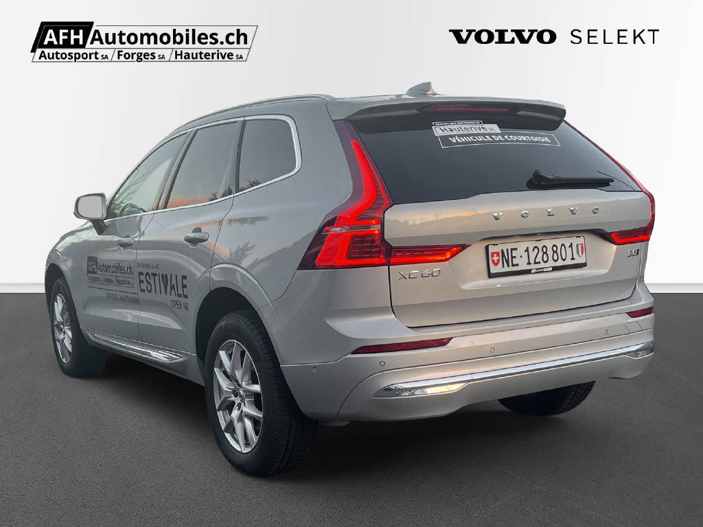 VOLVO XC60 2.0 B5 MH Ultimate Bright AWD-image-2