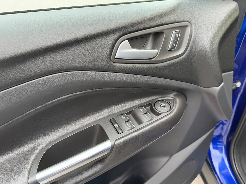 FORD Kuga 2.0 TDCi 140 Carving FPS-image-9