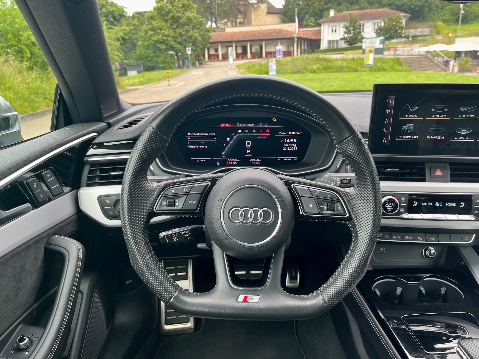 AUDI S5 Cabriolet 3.0 TFSI quattro tiptronic-image-11