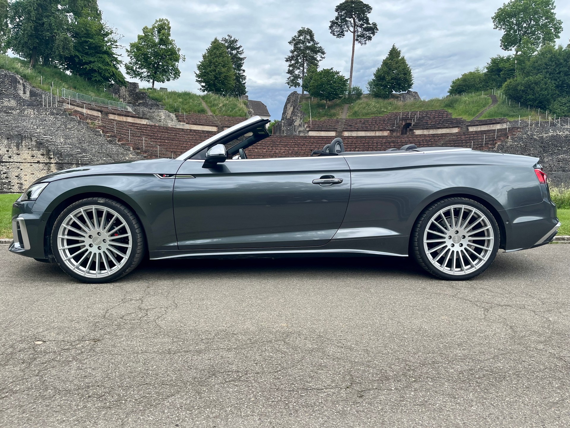 AUDI S5 Cabriolet 3.0 TFSI quattro tiptronic-image-8