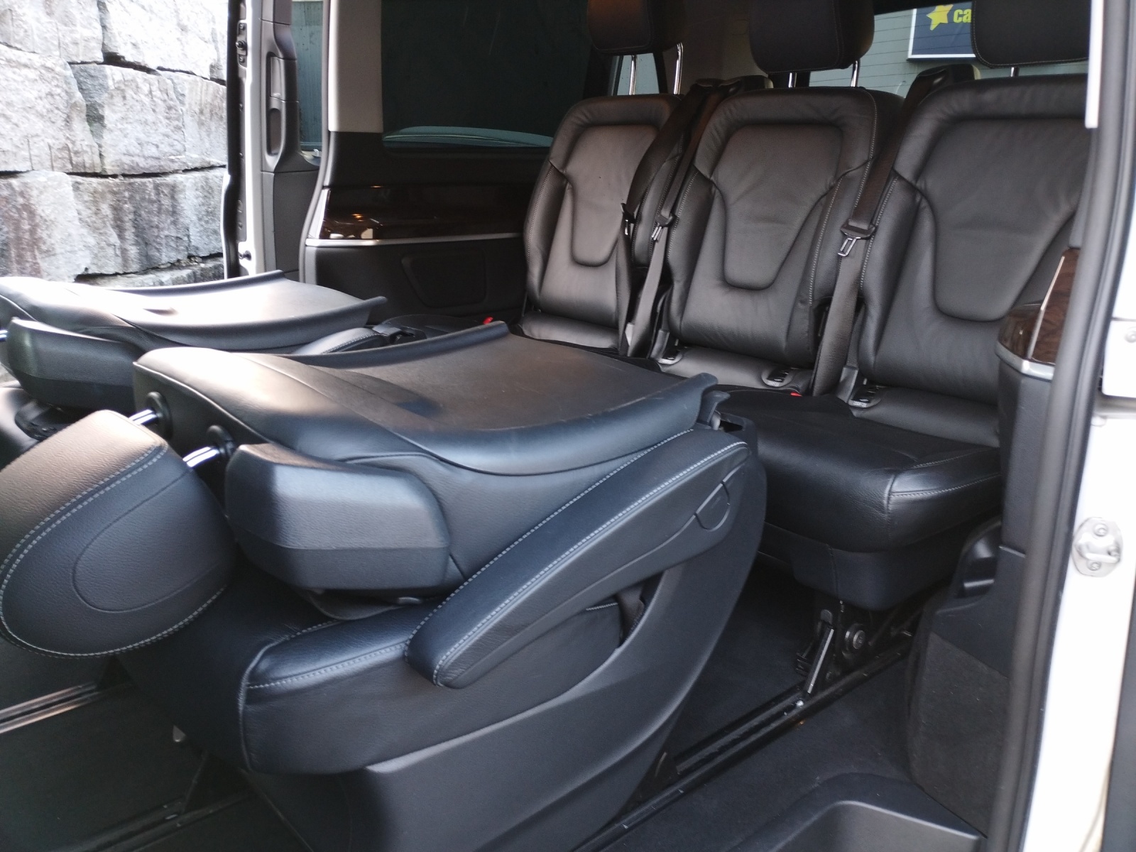MERCEDES-BENZ V 250 d Avantgarde lang 4Matic 7G-Tronic-image-14