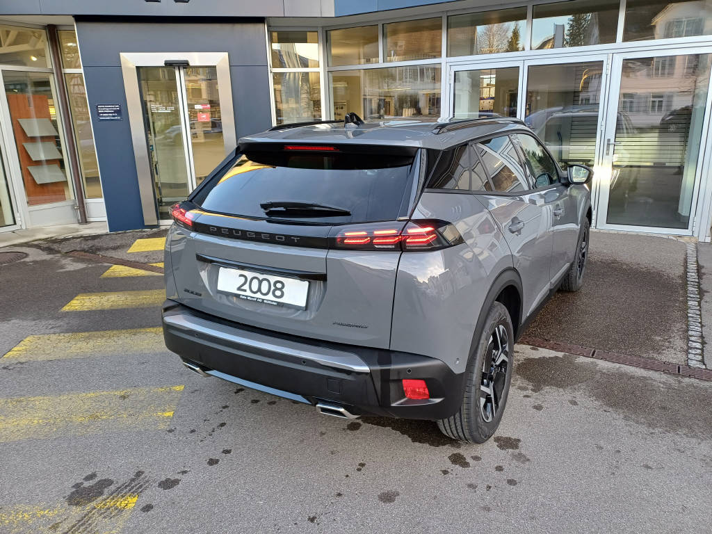 PEUGEOT 2008 1.2 Hybrid Allure Premium-image-3
