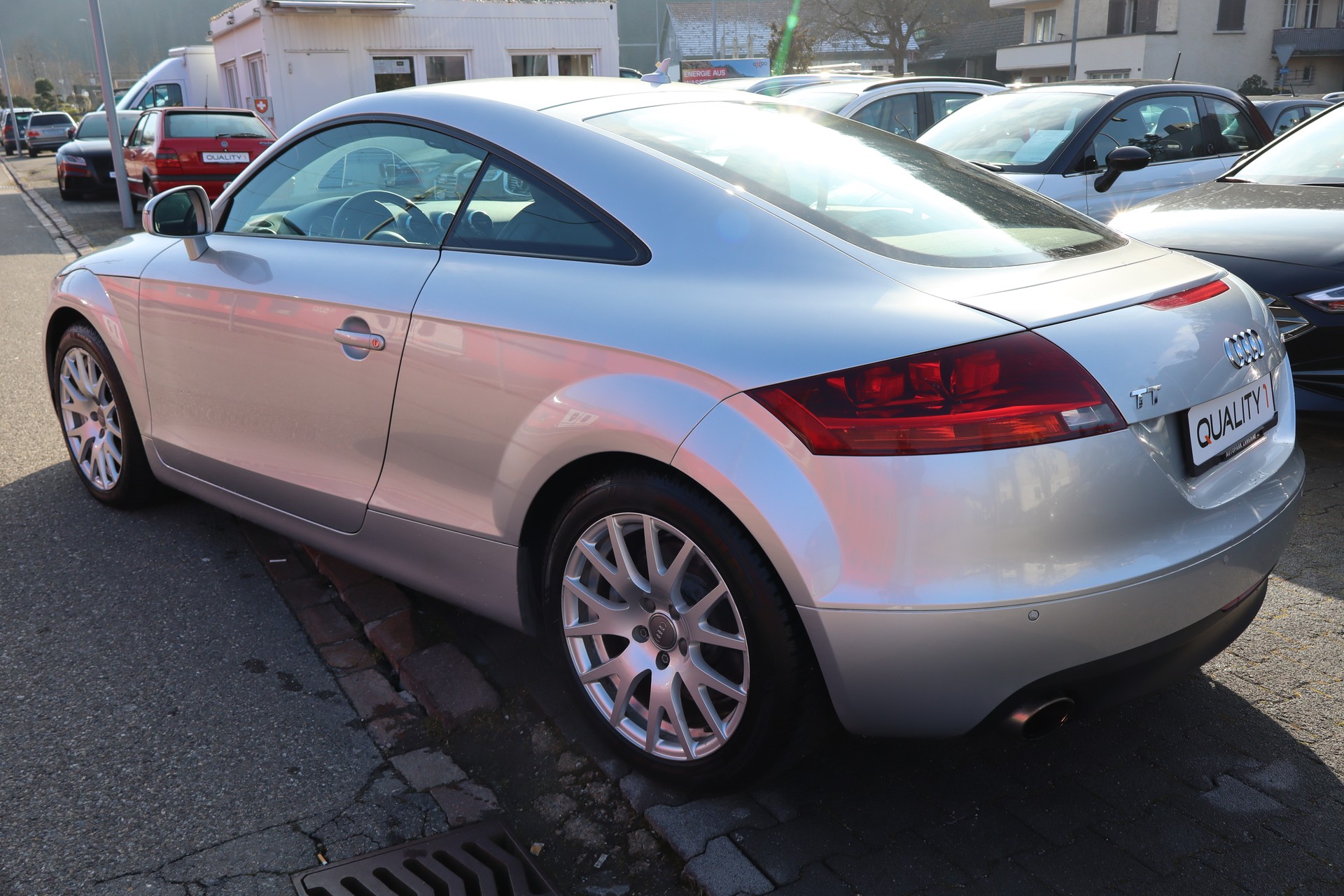 AUDI TT Coupé 3.2 quattro-image-3