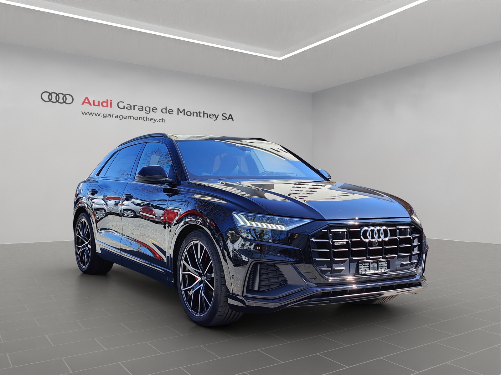 AUDI Q8 50 TDI quattro tiptronic-image-2