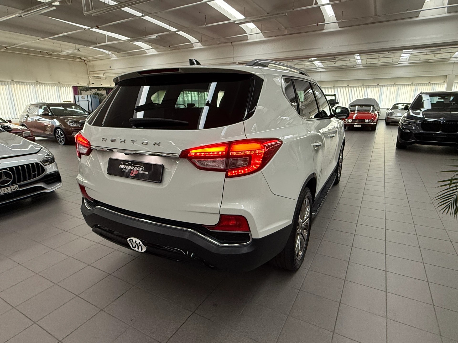 KGM-SsangYong 2.0 Sapphire 4WD BENZINA!-image-3