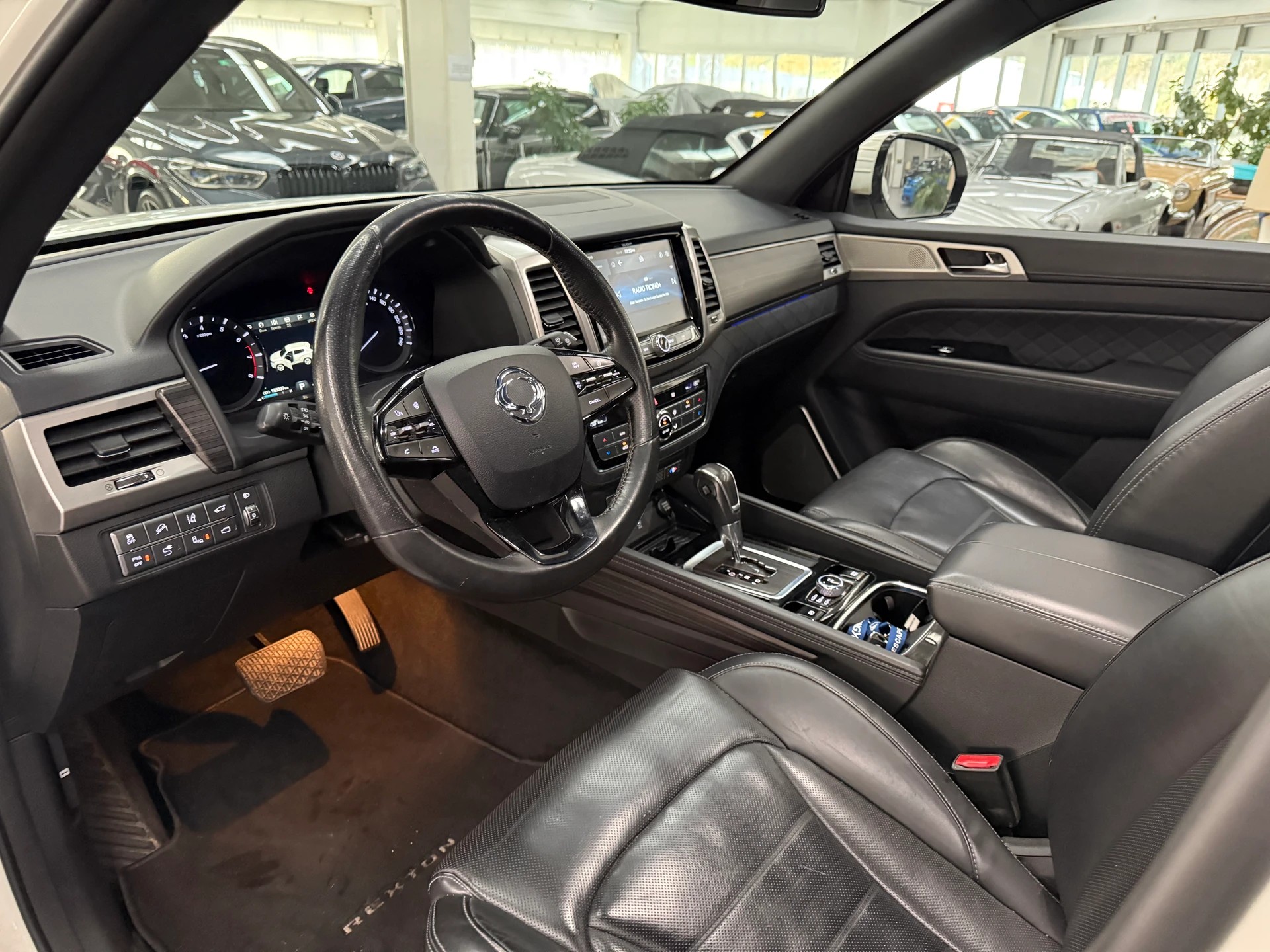 KGM-SsangYong 2.0 Sapphire 4WD BENZINA!-image-10