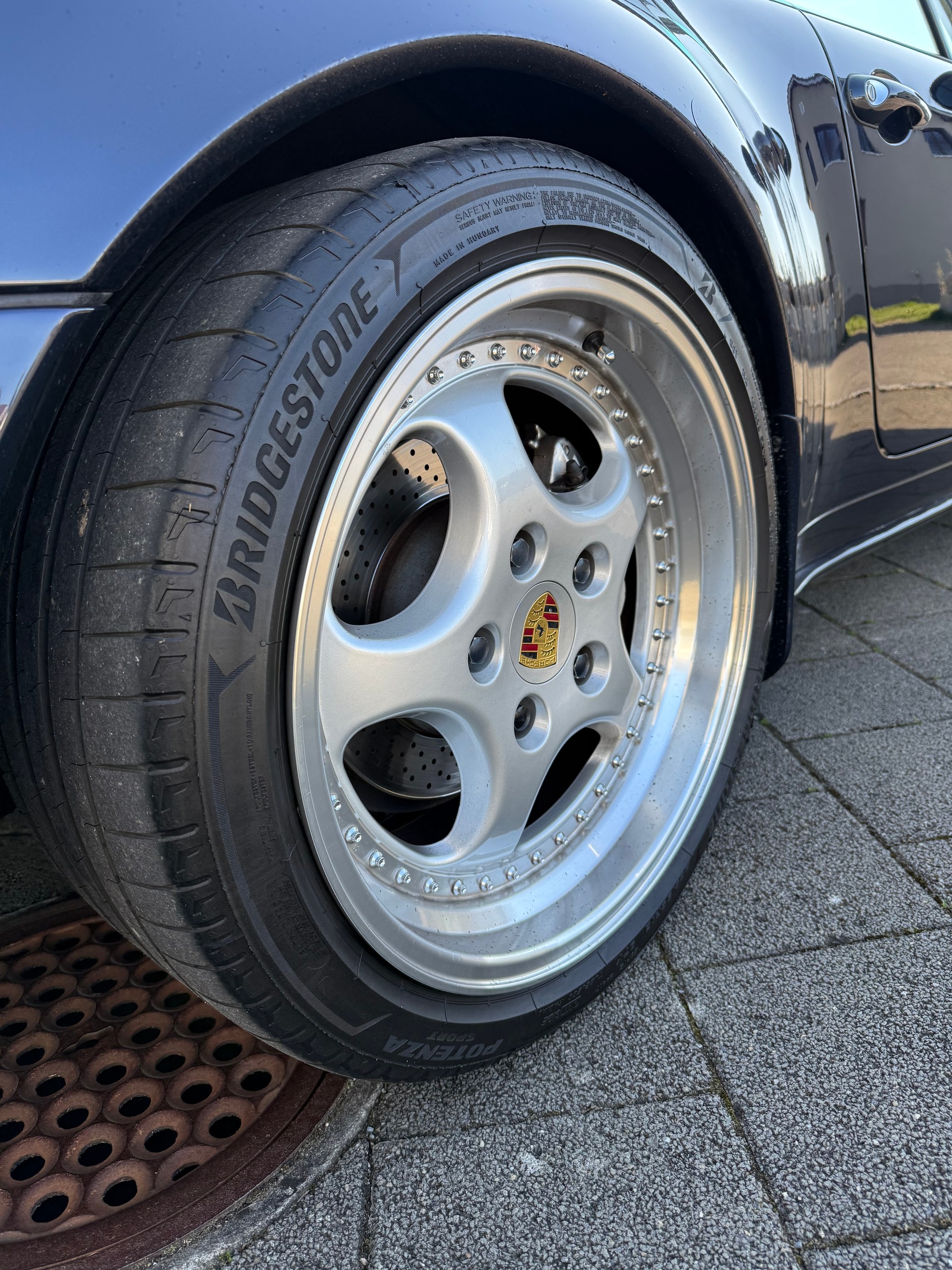 PORSCHE 911 (C4) RS Style-image-4