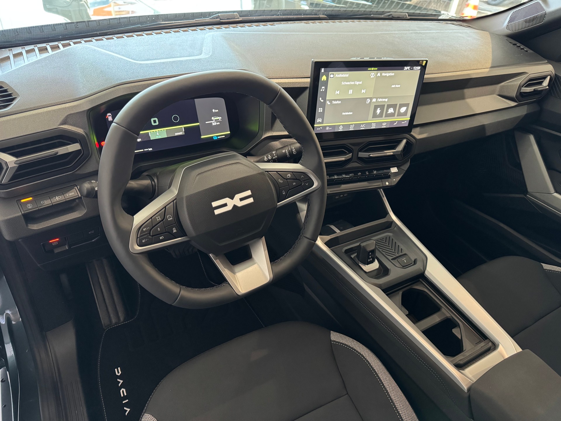 DACIA BIGSTER journey hybrid 155-image-12