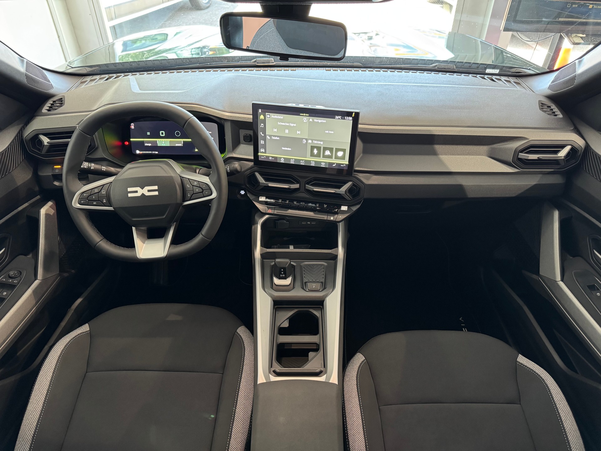 DACIA BIGSTER journey hybrid 155-image-11