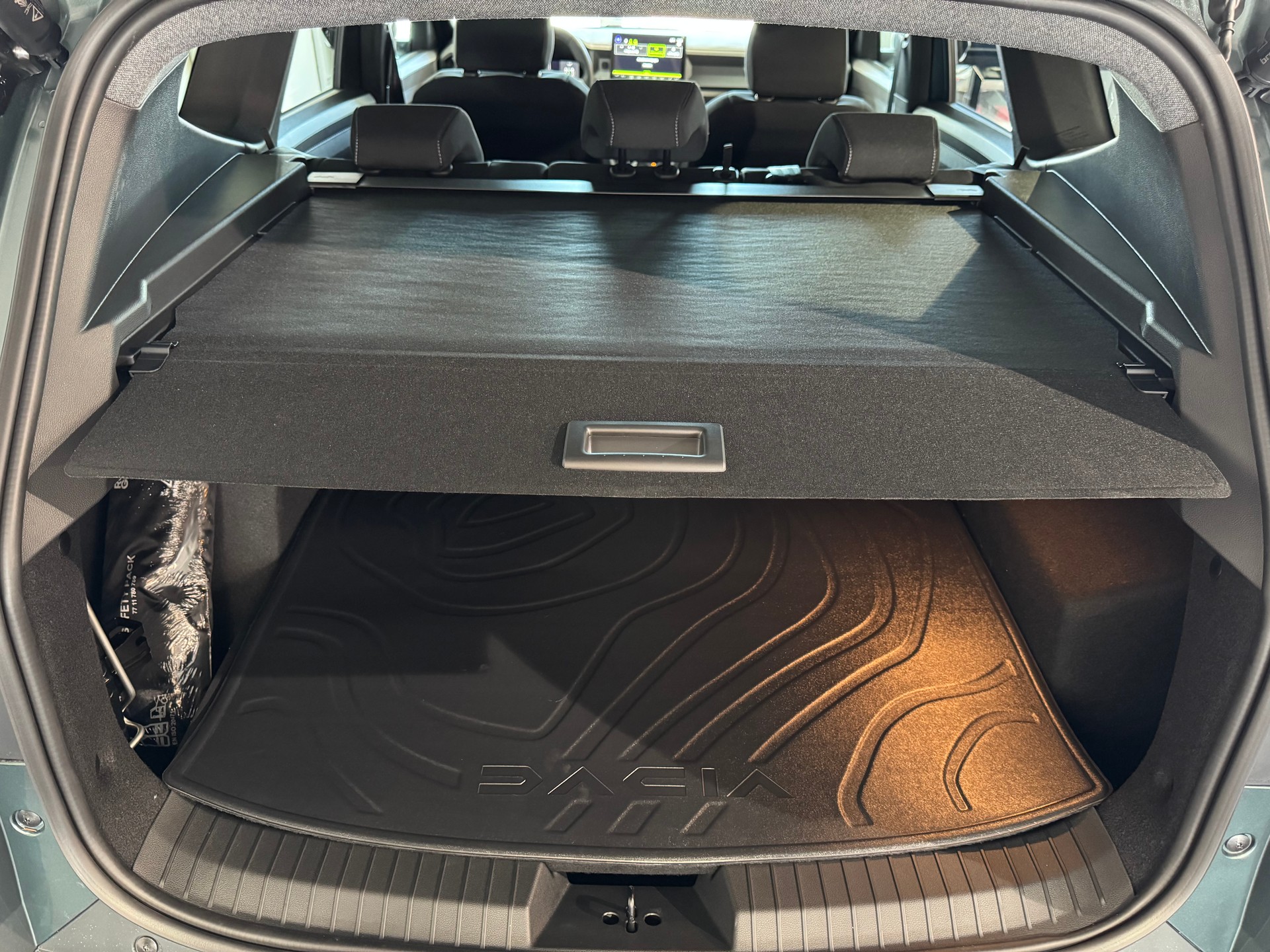 DACIA BIGSTER journey hybrid 155-image-24