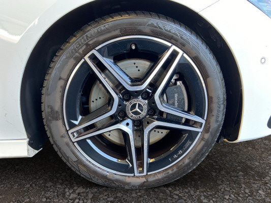 MERCEDES-BENZ CLA SB 250 8G-DCT 4M-image-8