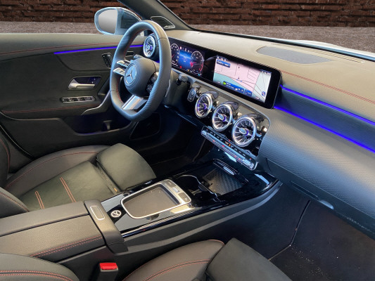 MERCEDES-BENZ CLA SB 250 8G-DCT 4M-image-14