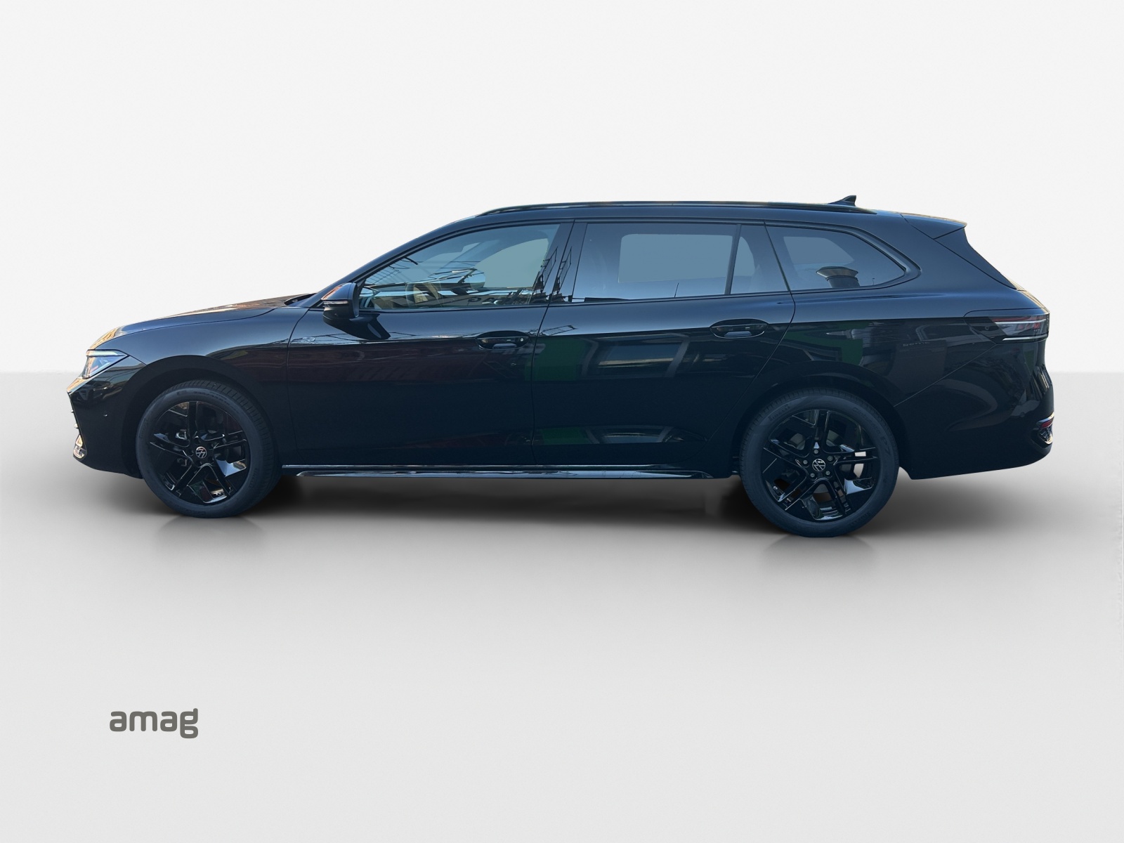 VW Passat Variant 2.0 TDI evo R-Line DSG-image-1