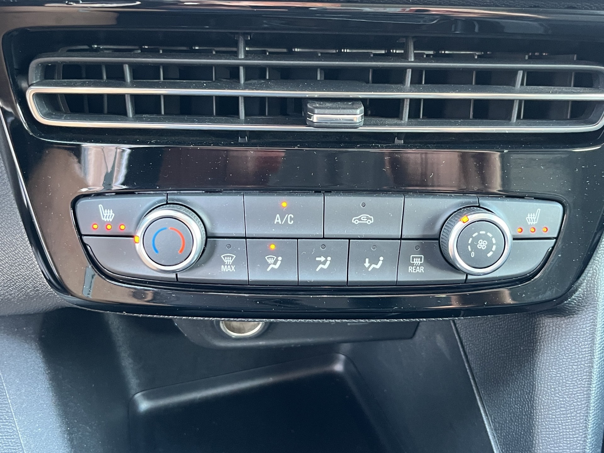OPEL Mokka 1.2 Direct Injection Turbo Edition-image-13