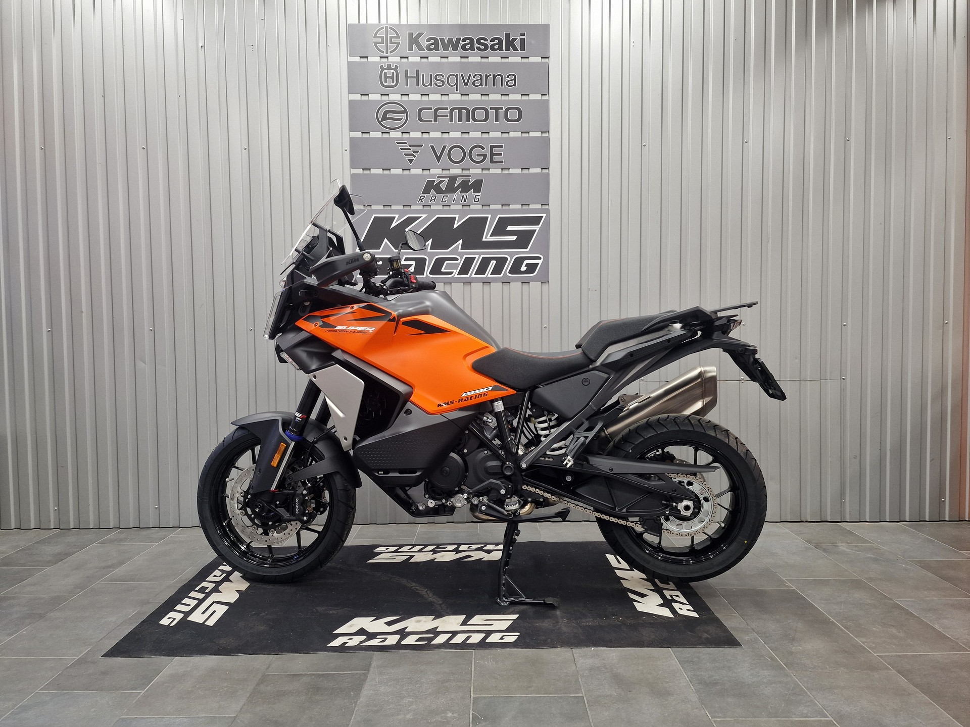 KTM 1390 Super Adventure S EVO-showroom-element-1