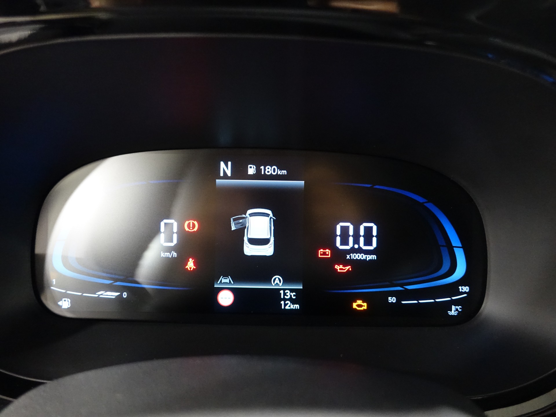 HYUNDAI i10 1.2 Amplia Automat-image-12
