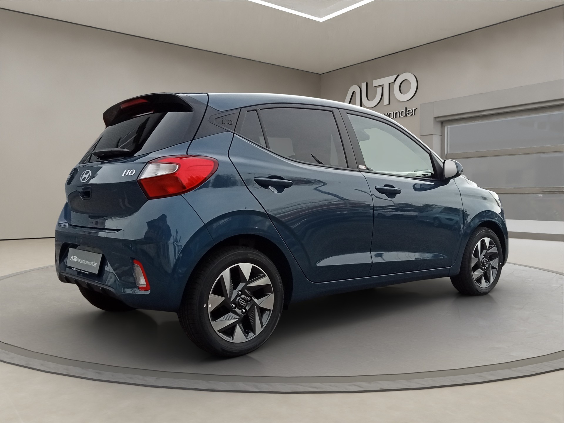 HYUNDAI i10 1.2 Amplia Aut.-image-4