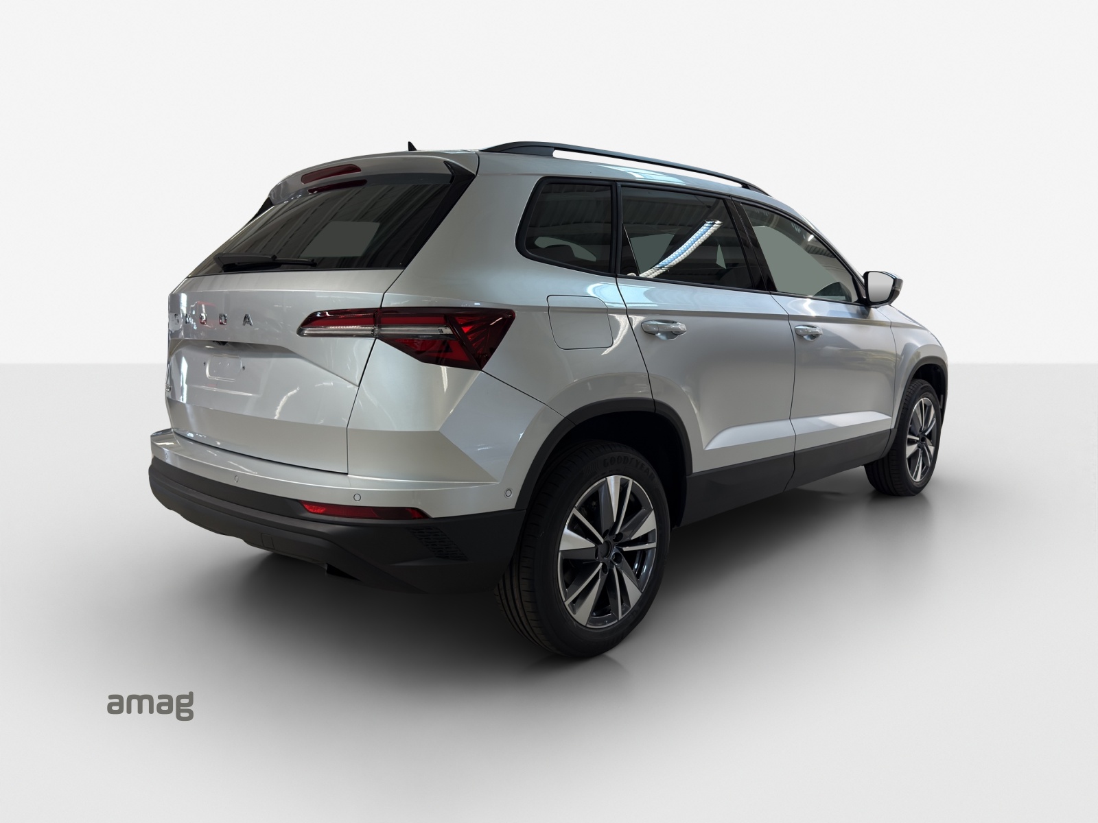 SKODA Karoq 2.0 TDI CR Selection 4x4 DSG-image-4