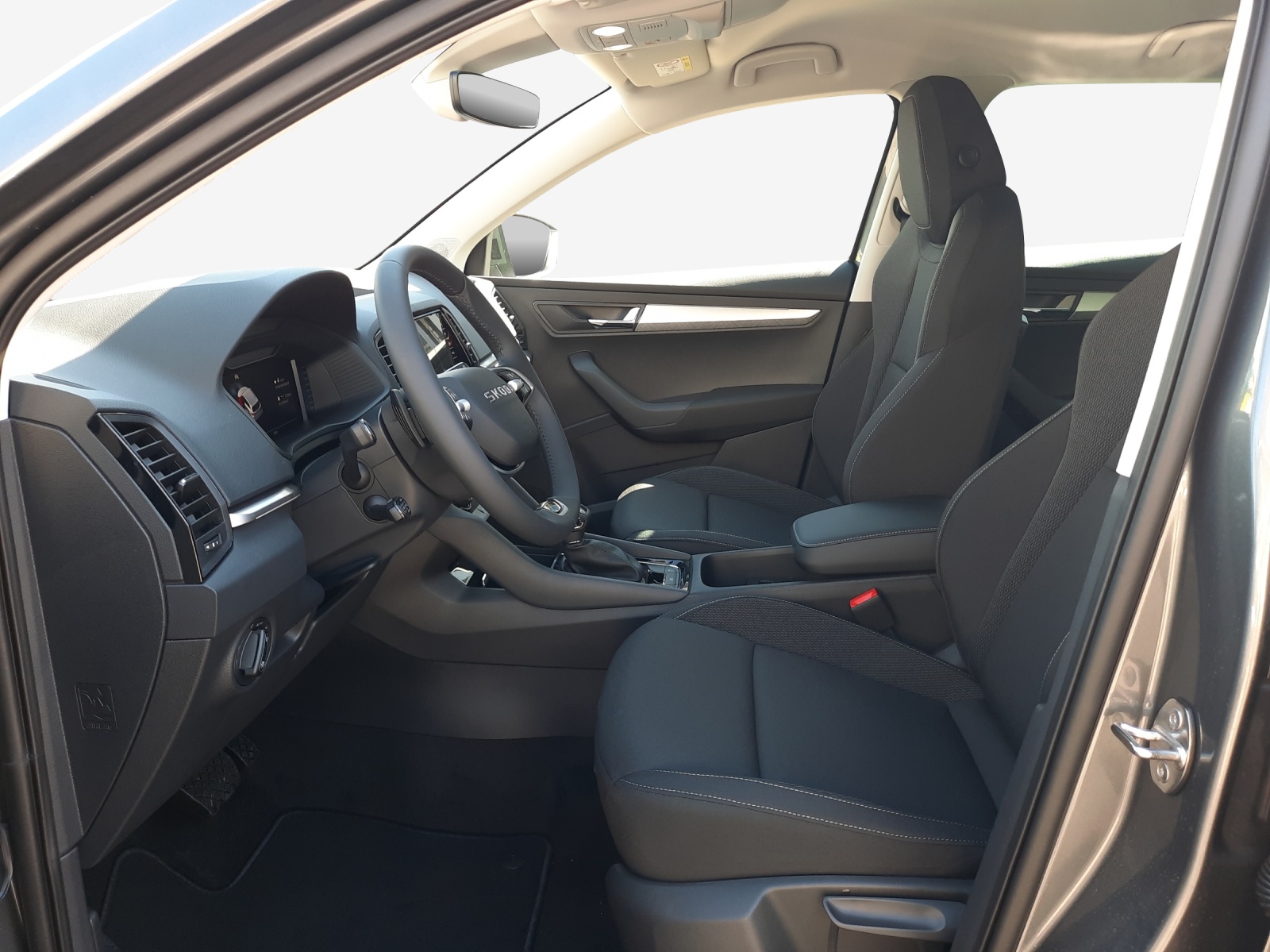 SKODA Karoq 2.0 TDI CR Selection 4x4 DSG-image-7