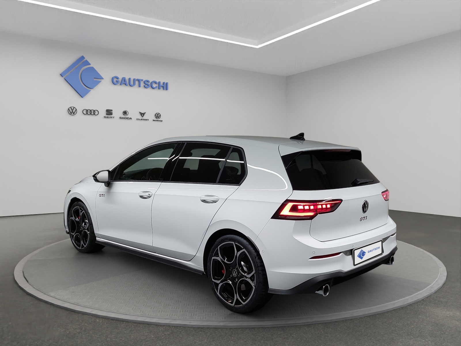 VW VW Golf GTI-image-2
