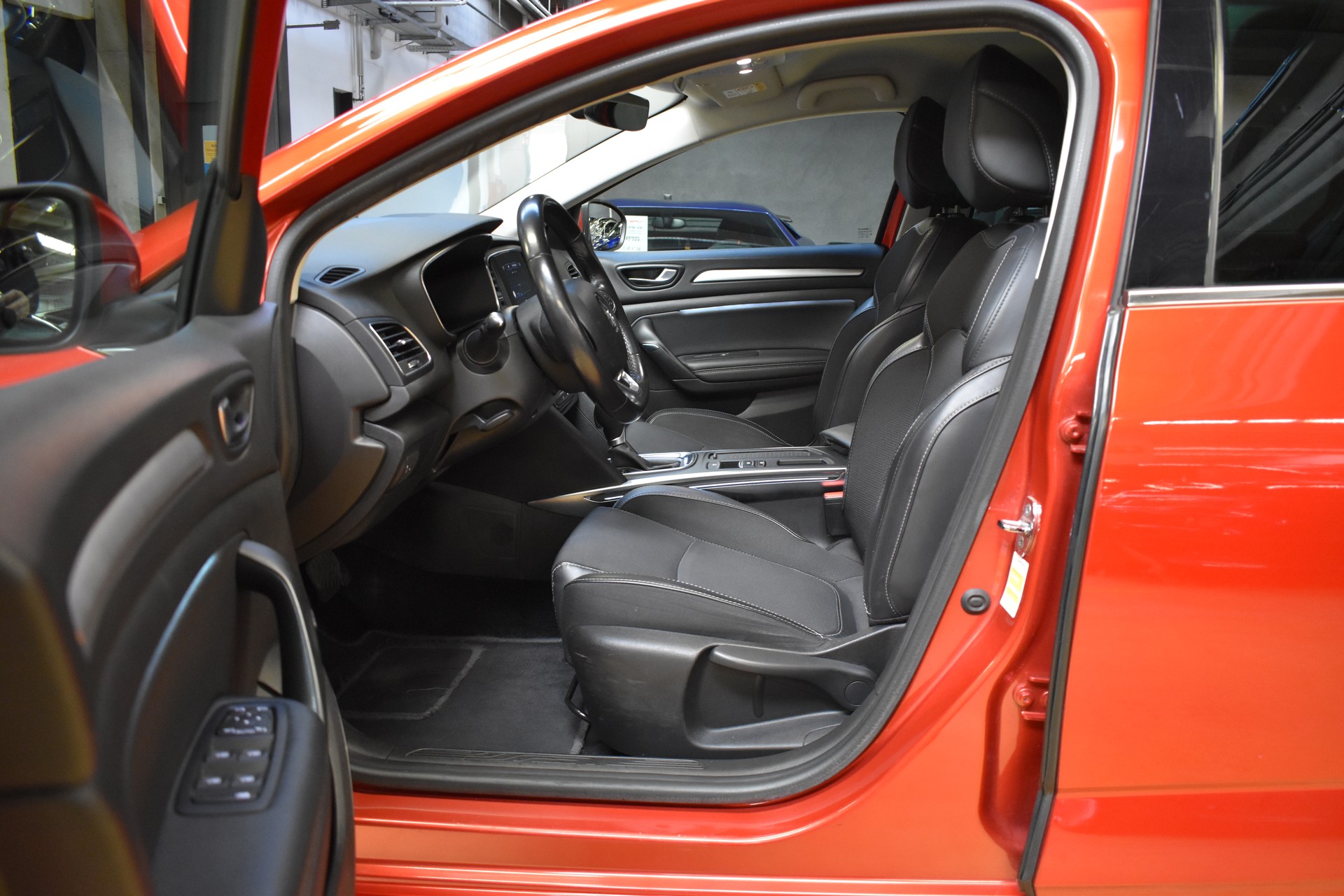 RENAULT Mégane Grandtour 1.5 dCi GT EDC Sports-Line - New Modell 2021-image-7