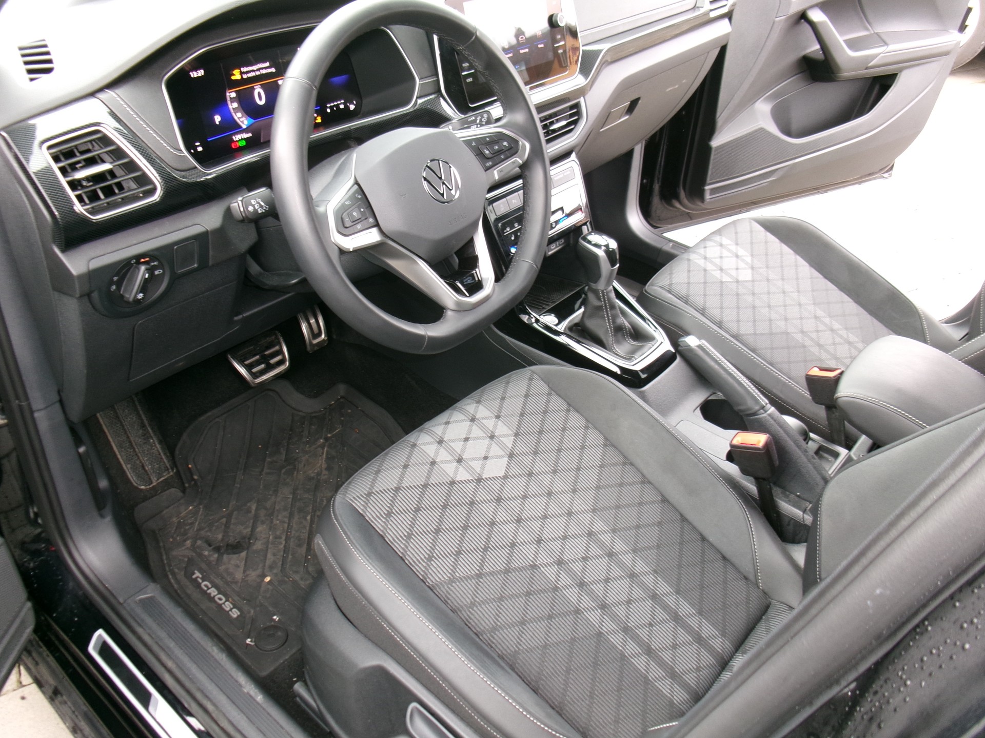 VW T-Cross 1.5 TSI EVO ACT R-Line DSG-image-2