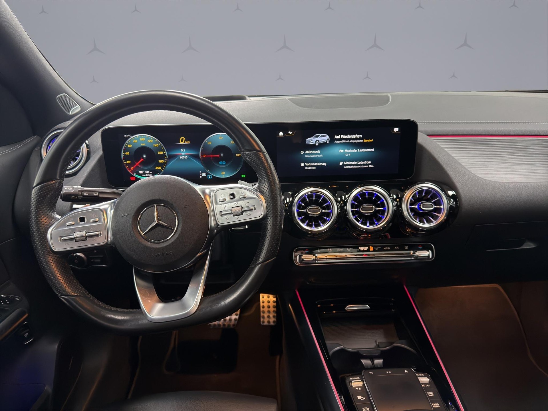 MERCEDES-BENZ EQA 350 Swiss Star AMG Line 4matic-image-11