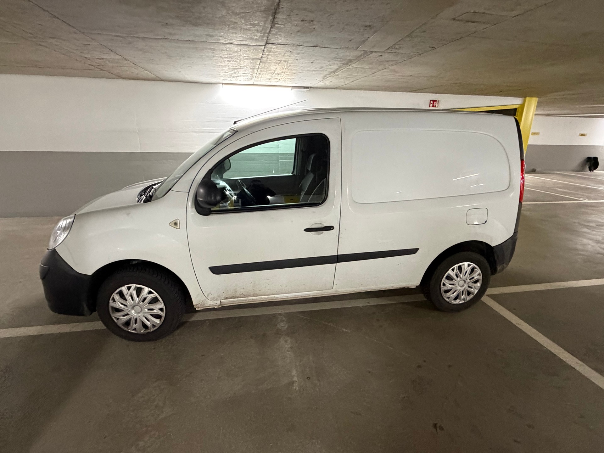 RENAULT Kangoo dCi 75-image-2